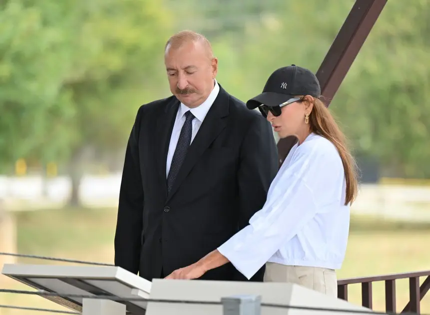 Prezident ziyarətgahda konservasiya işləri ilə tanış oldu – FOTOLAR
