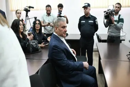 Karapetyanın ev dustaqlığının müddəti uzadıldı