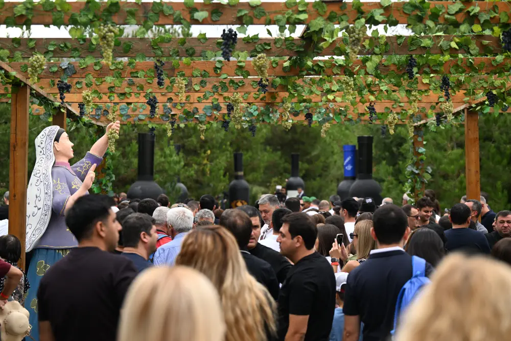 Şamaxıda Üzüm və Şərab Festivalının açılışı oldu — FOTOLAR
