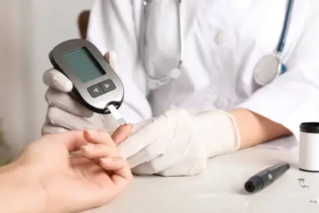 Analizsiz də fərq edə biləcəyiniz 6 insulin dirənci əlaməti