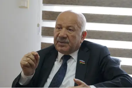 “Əsl şikayəti olan gedib sözünü nazirə deyə bilmir”