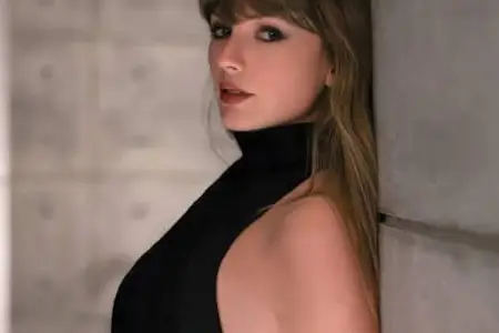 Müğənninin albom fotosu müzakirə yaratdı - Foto