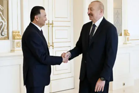 Prezident Tacikistan Baş nazirini qəbul etdi - Fotolar