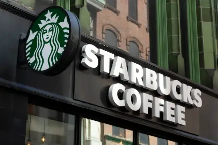 “Starbucks” 250 mağazasını bağlayır
