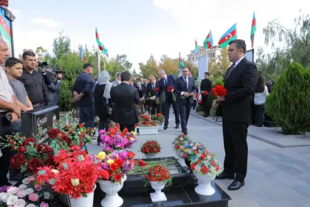 Naxçıvanda şəhidlərin xatirəsi anıldı