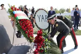 FHN-in kollektivi Zəfər parkını ziyarət etdi