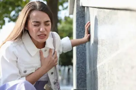 Gənclərdə insult riski niyə artır? - Həkim səbəbləri açıqladı