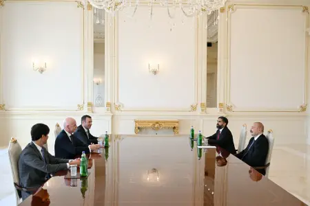 İlham Əliyev FİFA-nın prezidentini qəbul etdi