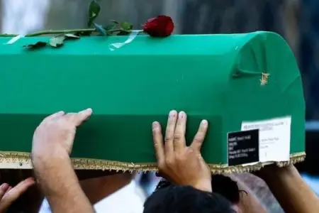 Ermənistanda dəfn pulunu kəsib pensiyaları artırırlar