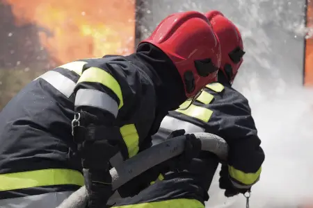 Bakıda köşk yandı, 58 yaşlı kişinin meyiti aşkarlandı