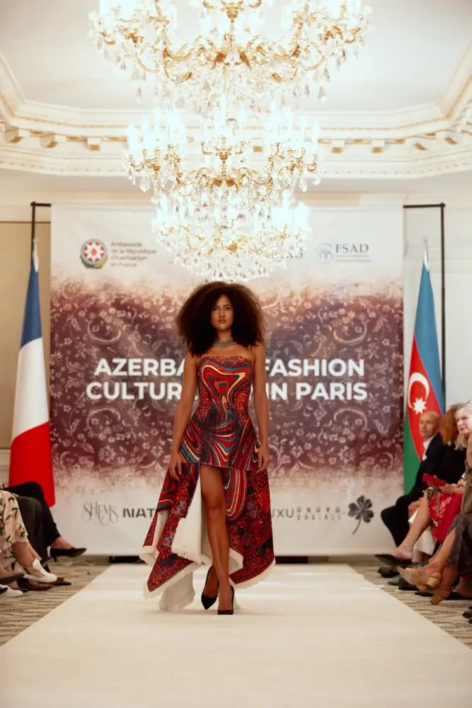 Azərbaycanlı modellər "Fashion Culture Day in Paris"də çıxış etdilər