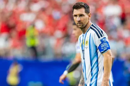 Messi Argentina millisində sonuncu beynəlxalq oyuna çıxacaq