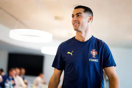 Gəlirlərinə görə ən yüksək qazanca malik 10 futbolçu açıqlandı