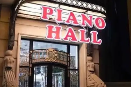 “Piano Hall”da nöqsanlar aşkarlandı - Fotolar