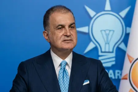“Türkiyə ilə Azərbaycanın arasına girməyə çalışan ölkələr var” - Ömer Çelik