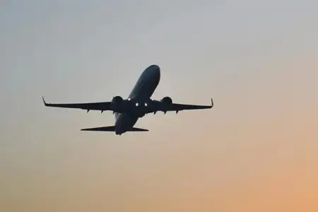 Moskva hava limanlarında 250-yə yaxın uçuş təxirə salındı