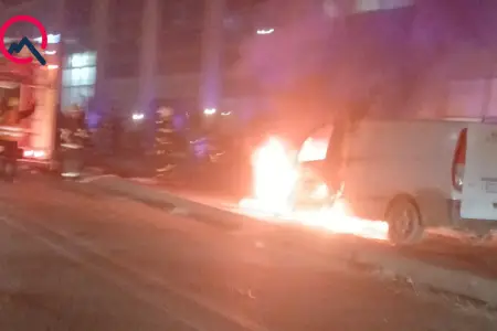 Bakı-Sumqayıt yolunda “Ford” yanır - Foto