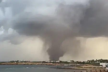Siciliyanın qərbində nadir ikili tornado müşahidə olundu