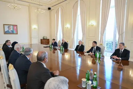 İlham Əliyev İranın daxili işlər nazirini qəbul etdi