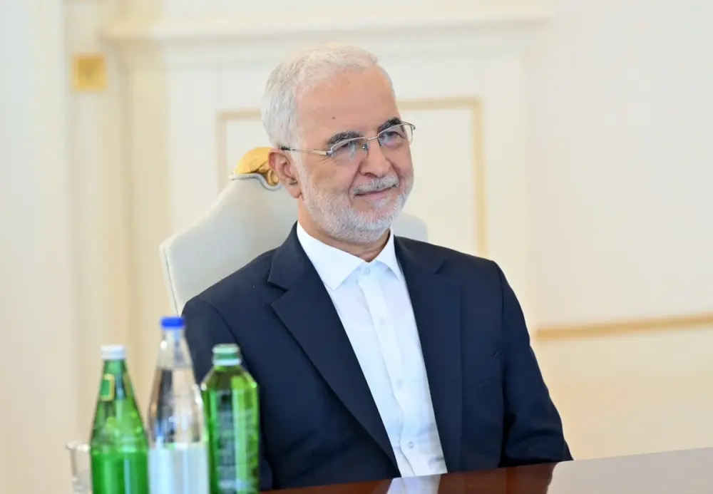İlham Əliyev İranın daxili işlər nazirini qəbul etdi