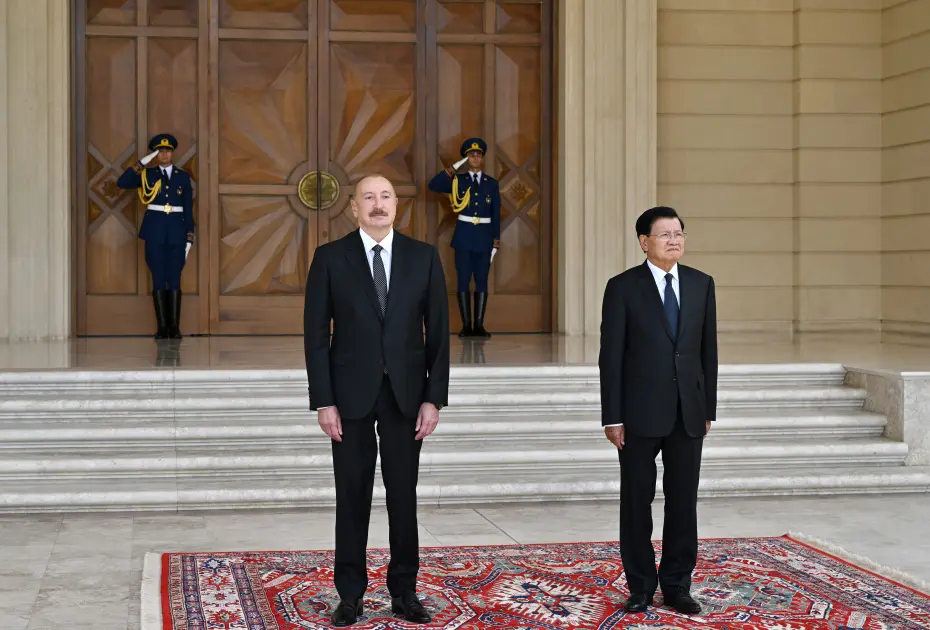 Laos Prezidentinin Bakıda rəsmi qarşılanma mərasimi oldu - FOTOLAR