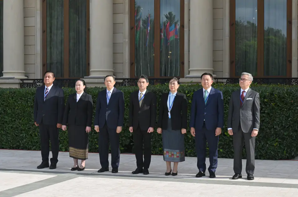 Laos Prezidentinin Bakıda rəsmi qarşılanma mərasimi oldu - FOTOLAR