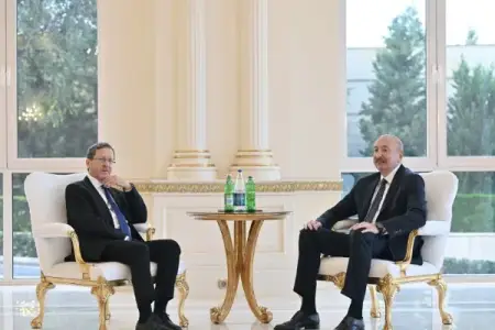 İlham Əliyev İsrail Prezidenti ilə görüşdü - FOTO