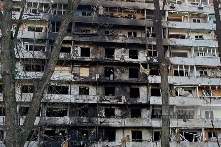 Kiyevə hava hücumu zamanı azərbaycanlı ailənin mənzili dağıldı