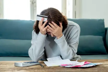 Üç BÜRCÜN həmişə pul problemləri olur 