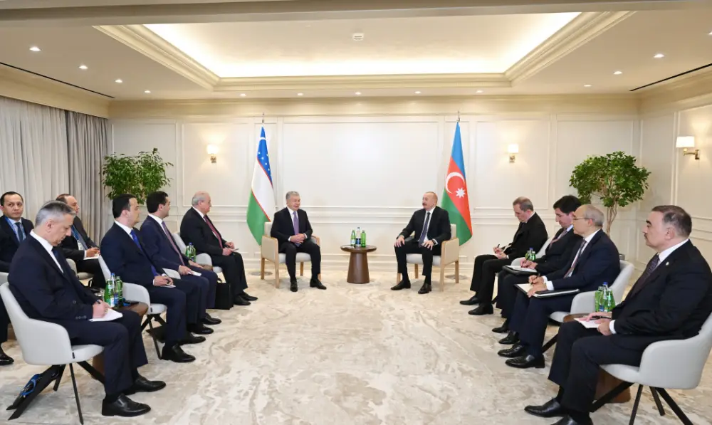 Prezident İlham Əliyev Özbəkistan Prezidenti ilə görüşdü- FOTO