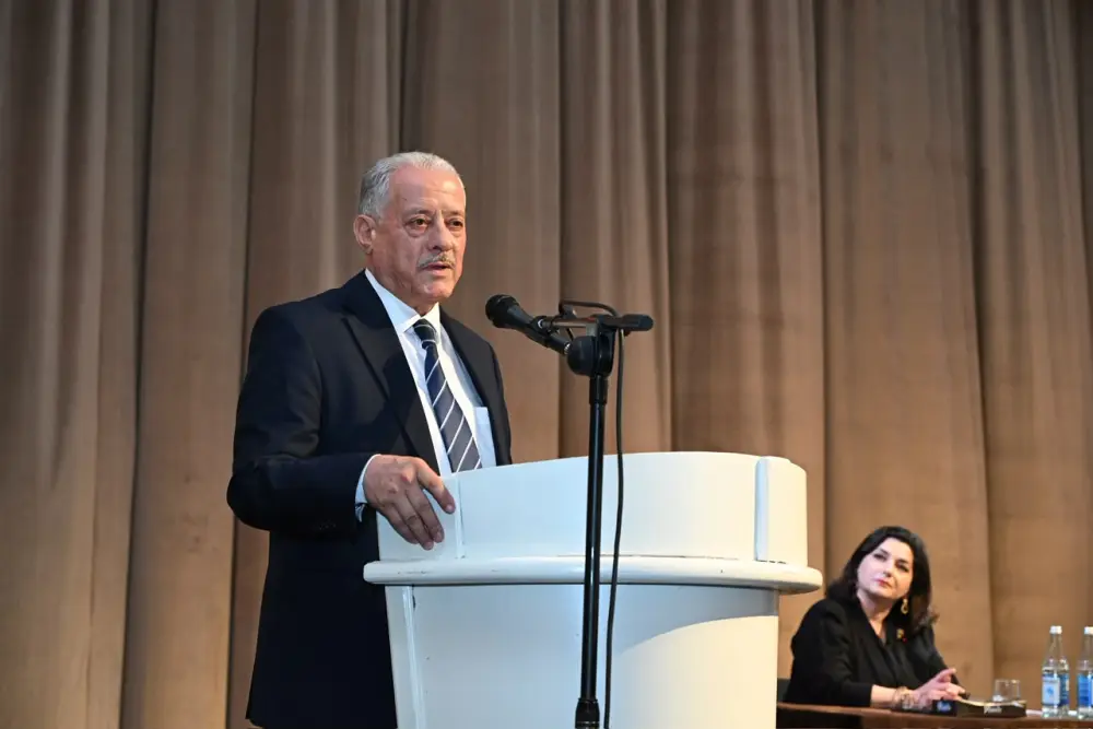 Azərbaycan jurnalistlərinin IX qurultayı keçirildi - FOTOLAR