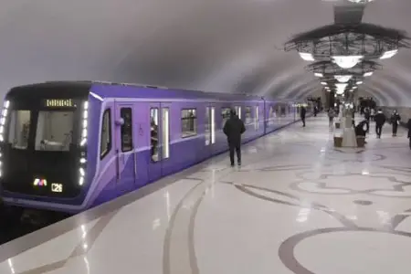 Metrodan istifadə edənlər azalıb