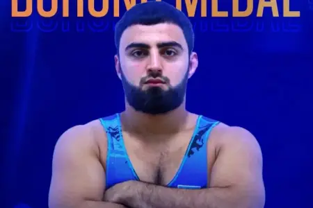 Azərbaycanın daha iki güləşçisi medal qazandı
