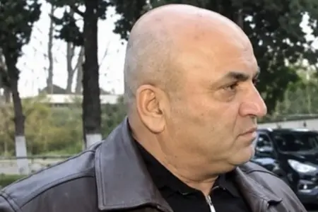 Vətəndaşı təhqir edən rəis işdən çıxarıldı - Foto