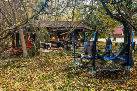 Ukraynada parka endirilən zərbə nəticəsində 3 nəfər həlak oldu