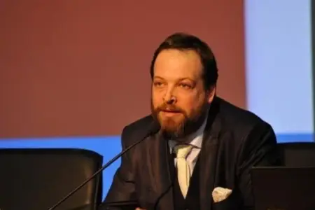 Azərbaycanın axtarışa verdiyi Fateh Türkiyədən qaçdı