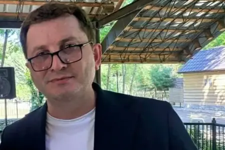 Rəis qəfil vəfat etdi - FOTO