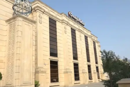 “Çıraq Palace”da süni kürü də verilirmiş