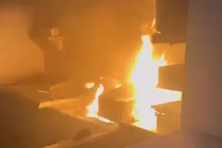 Səbaildə restoranda yanğın - Video