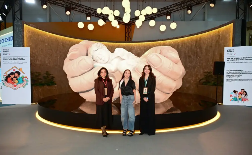 Leyla Əliyeva Səmərqənddə sərgi və memorial komplekslə tanış oldu - FOTOLAR