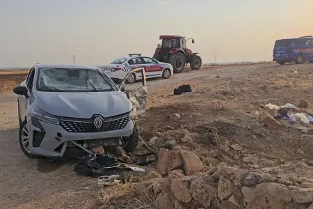 Türkiyədə avtomobil su kanalına aşdı, 6 nəfər öldü