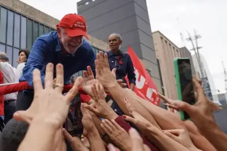 Yenidən Prezident seçildi