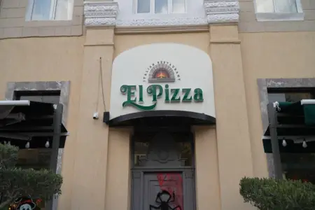 Bakıda bu restoran nöqsanlara görə bağlandı - VİDEO