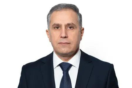 Müstəntiqlikdən nazir müavini vəzifəsinə... - Dosye