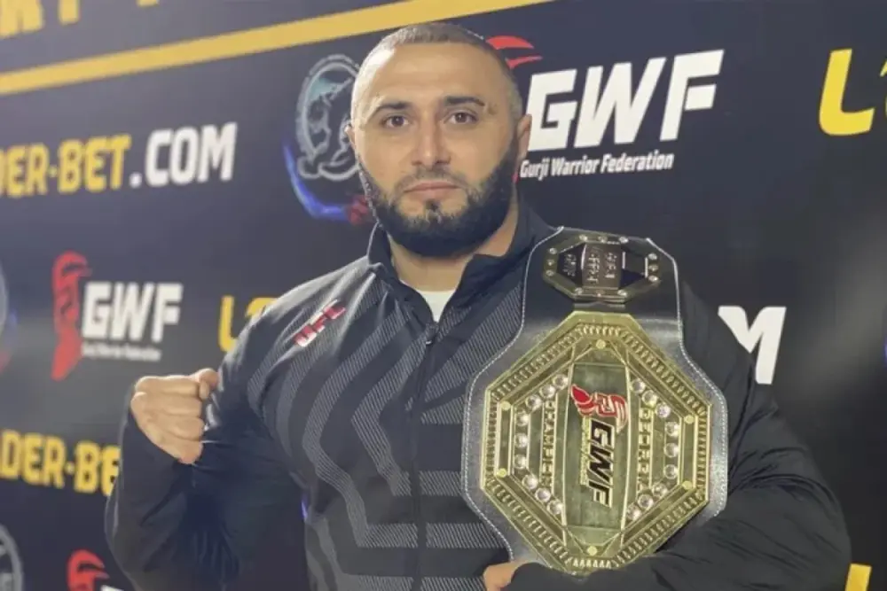 Qaradağdakı ağır qəzada ölənlər məşhur MMA döyüşçüsünün qohumları imiş