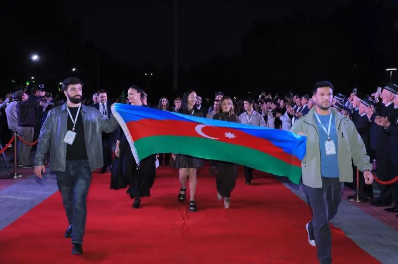  “İblis” tamaşası beynəlxalq festivalda mükafata layiq görüldü - FOTOLAR