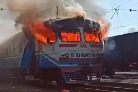 Rusiya Dneprdə vağzala zərbə endirib: 13 nəfər ölüb