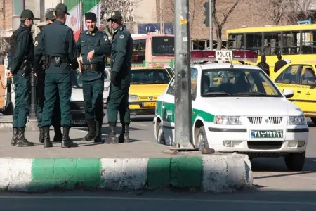 İranda daha bir gənc polis tərəfindən güllələndi