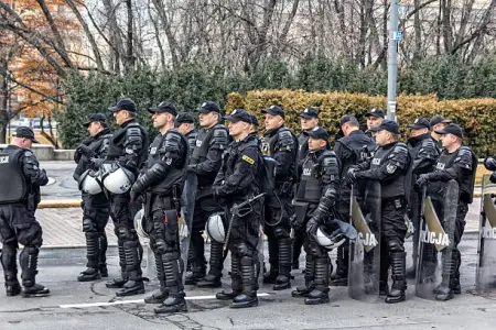 Polşada gərginlik: Prezident təcili iclas çağırdı