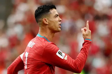 " Ronaldo yadplanetlidir"